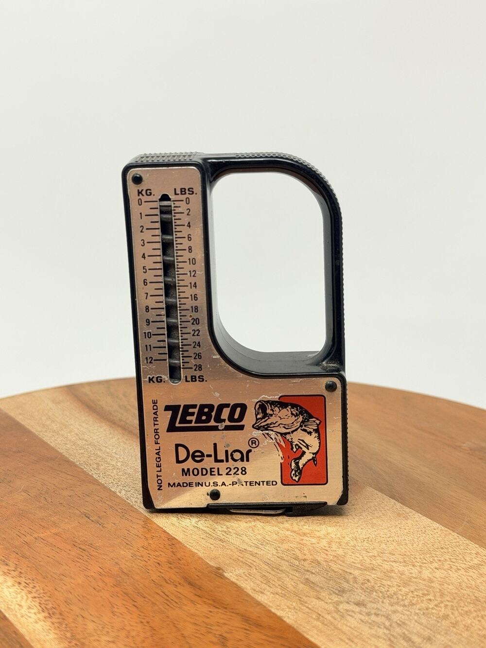 Vintage Zebco Fisherman’s De-Liar Scale Model 228 28 lb Fish Scale USA VGC